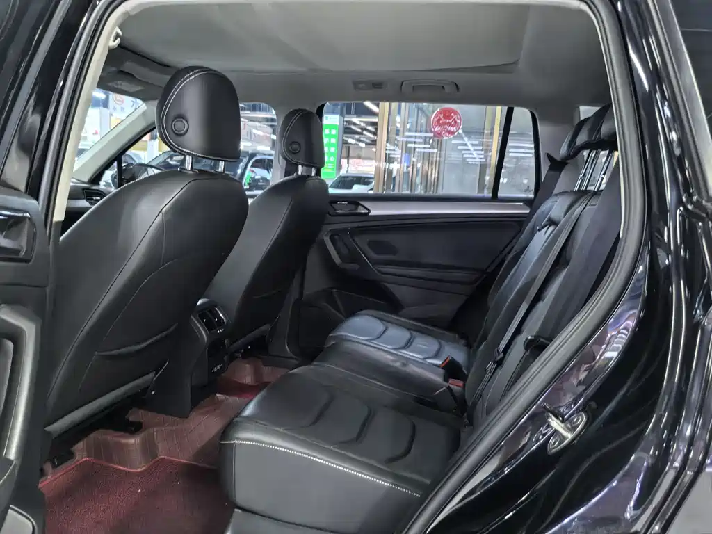 Volkswagen Tiguan L 2019 — фото 10