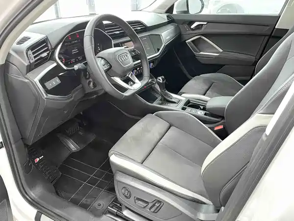 Audi Q3 2023