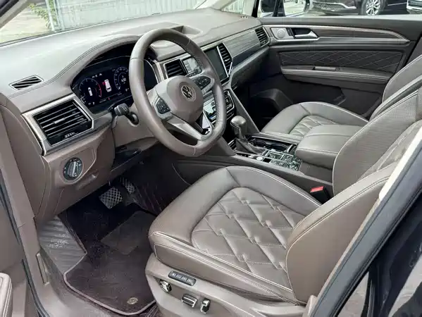 Volkswagen Viloran 2020