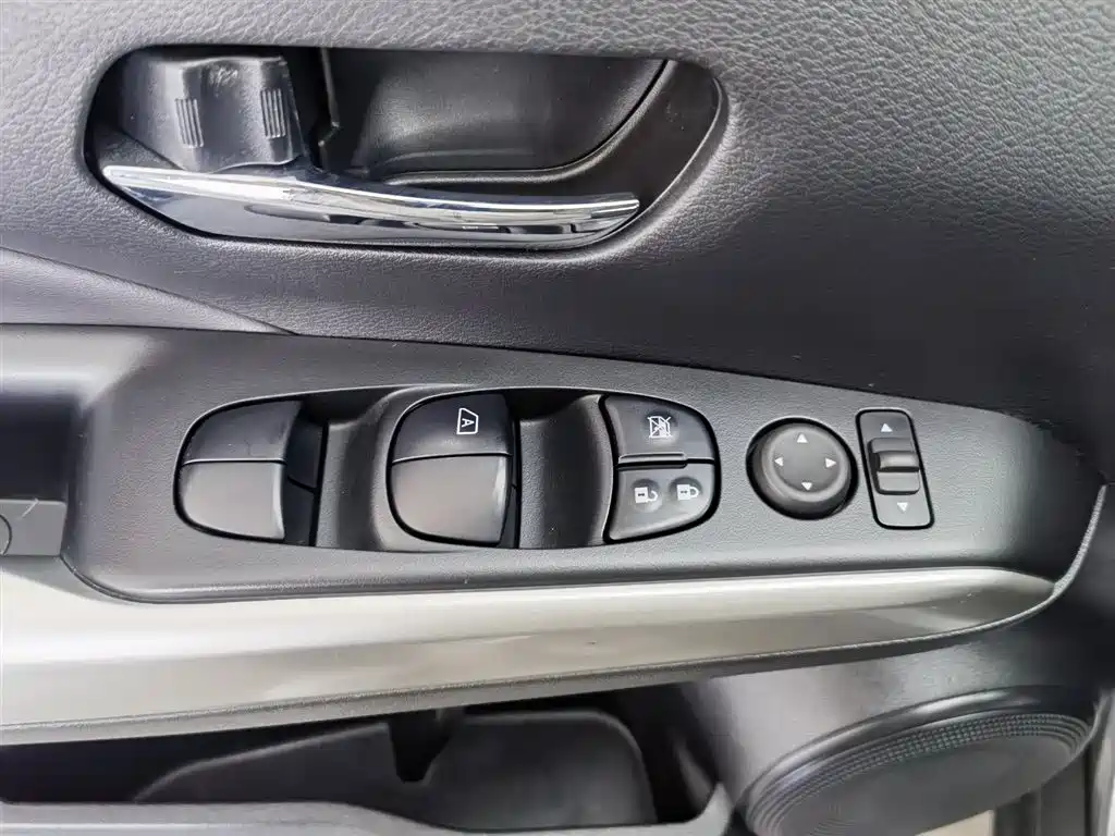 Nissan Kicks 2020 — фото 9