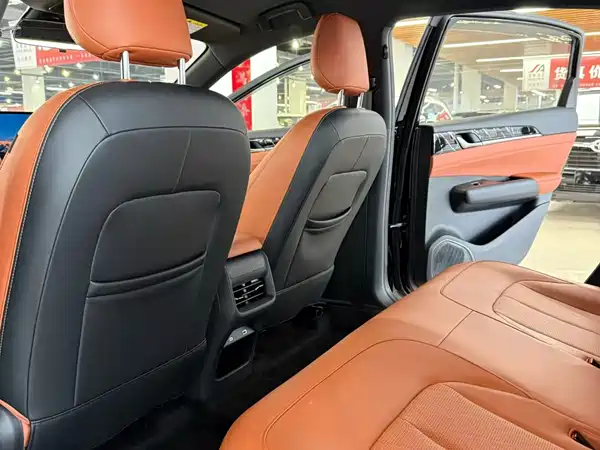 Wuling Starlight 2025