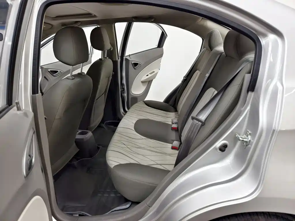 Chevrolet Sail 2014 — фото 13