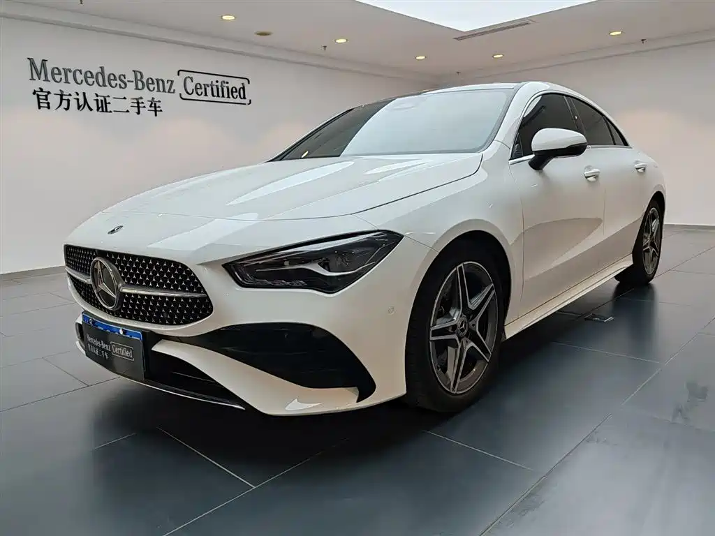 Mercedes-Benz CLA 2025 — фото 1
