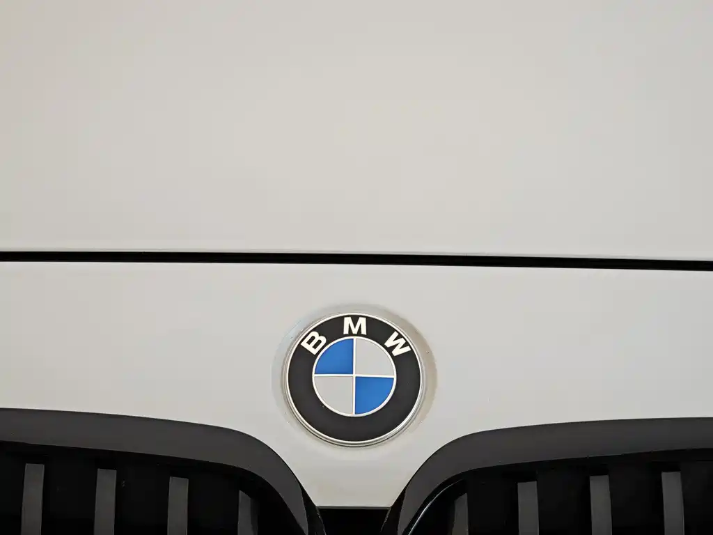 BMW 1 Series 2021 — фото 3