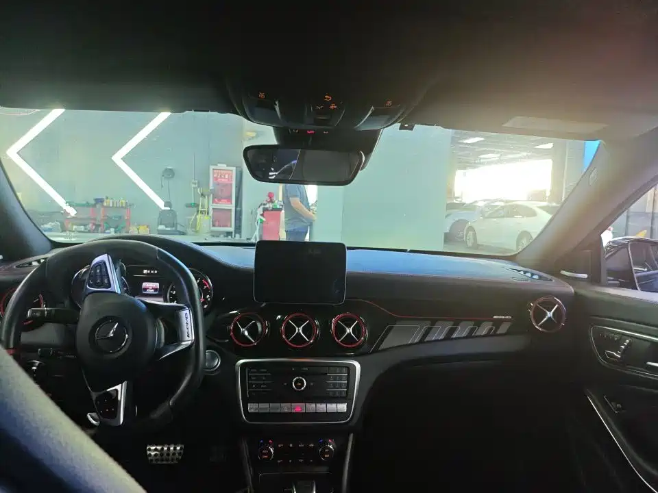 Mercedes-Benz Mercedes CLA AMG 2018 — фото 9