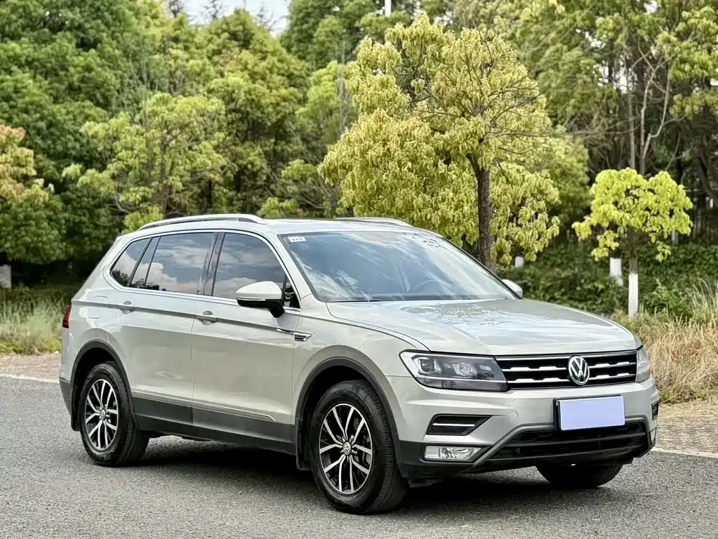 Volkswagen Tiguan L 2018 — фото 3