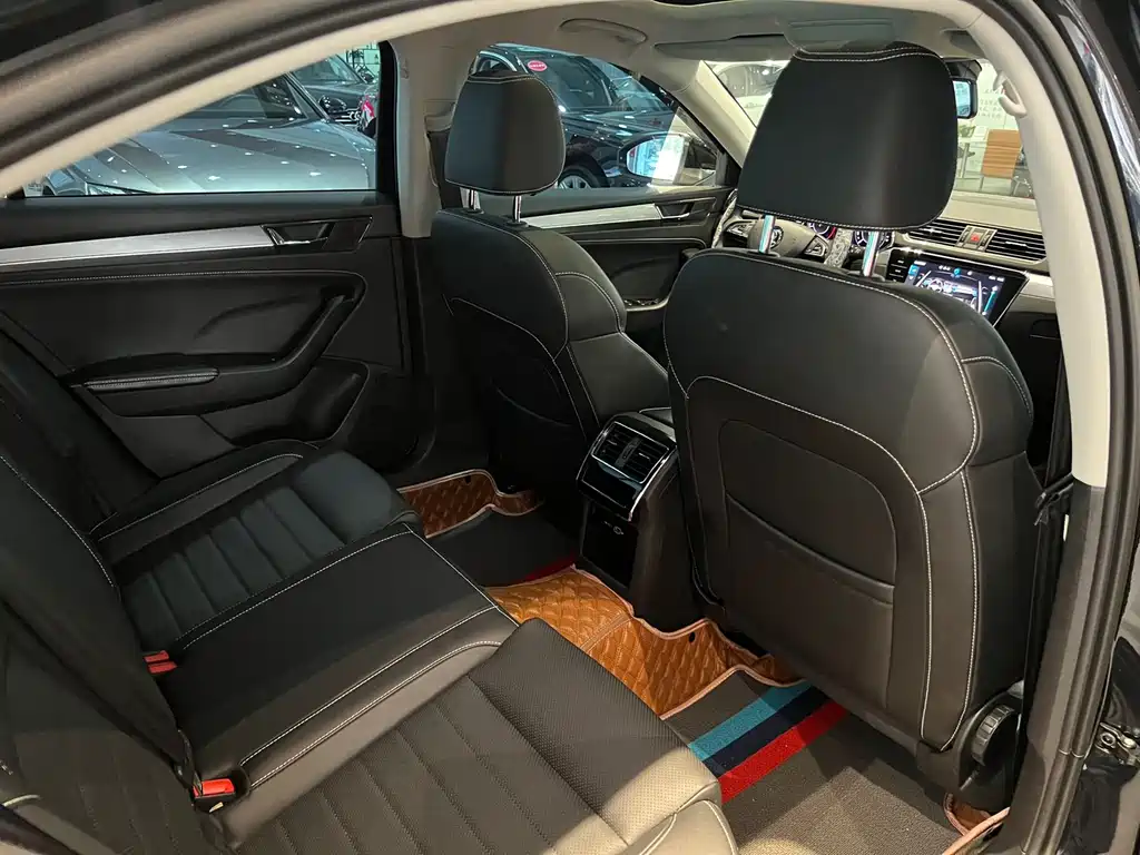Skoda Speedy 2023 — фото 10