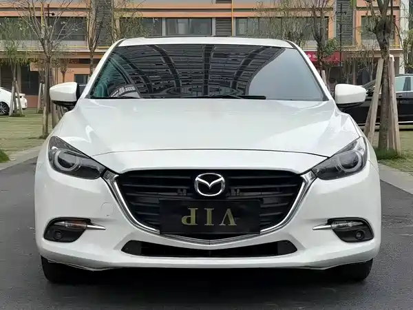 Mazda 3 Axela 2019