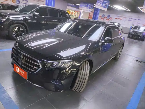 Mercedes-Benz E-Class 2025