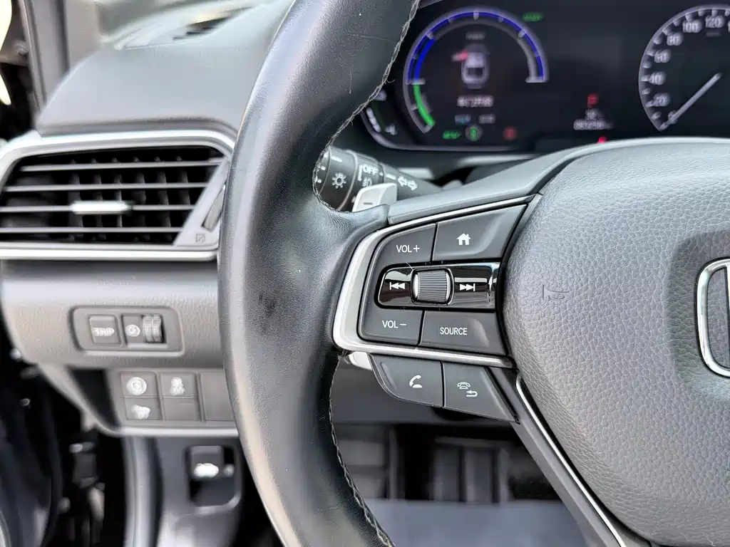 Honda Accord 2019 — фото 14