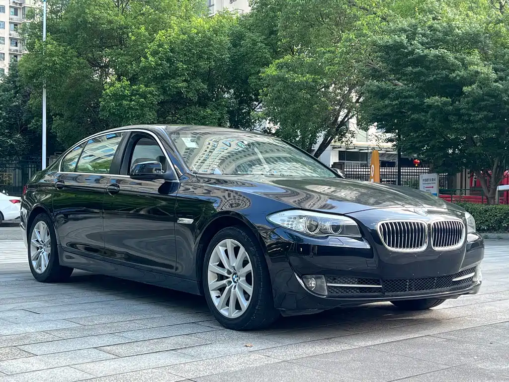 BMW 5 Series 2012