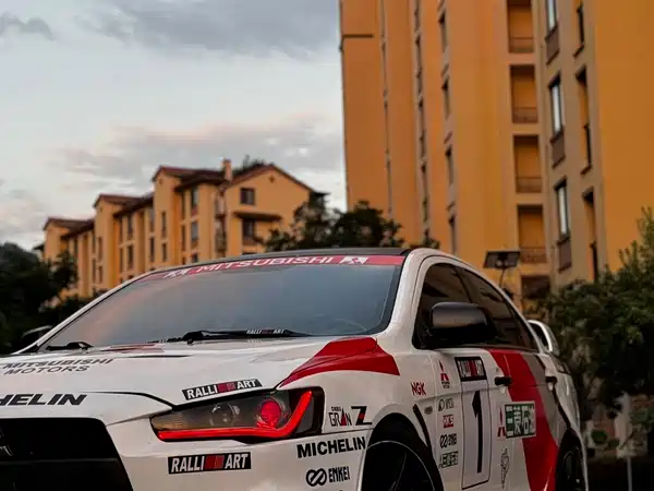 Mitsubishi Lancer EX 2012