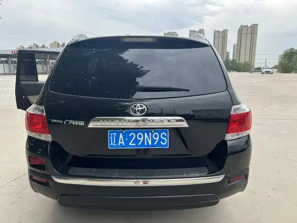 Toyota Highlander 2013