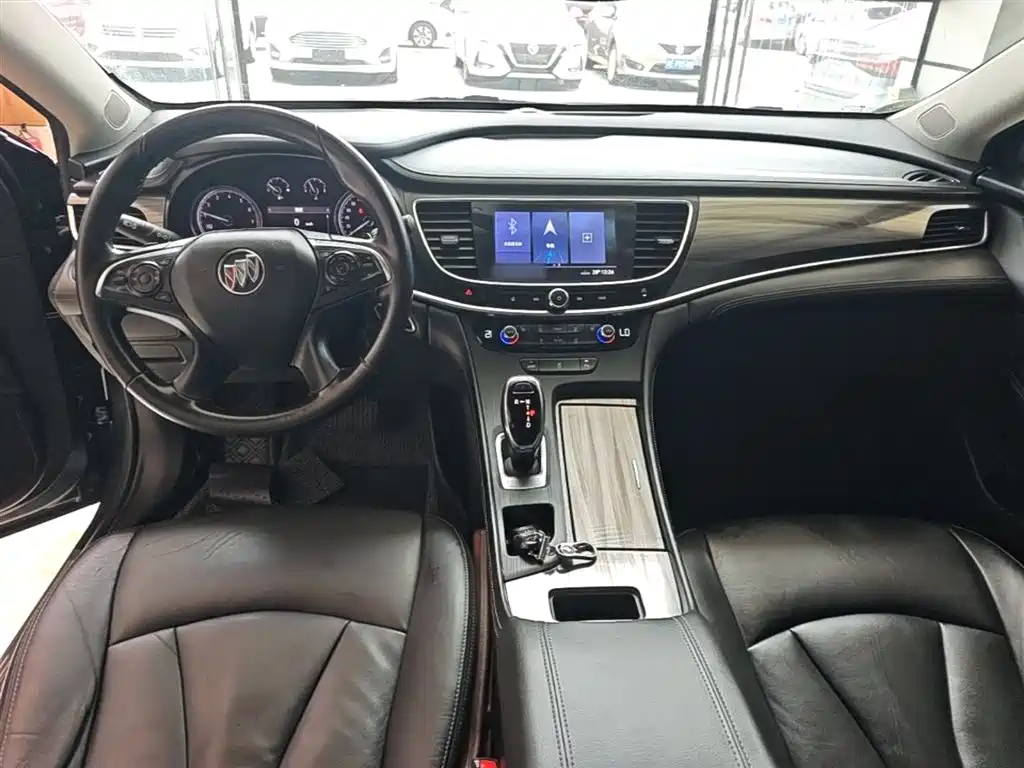 Buick LaCrosse 2020 — фото 10