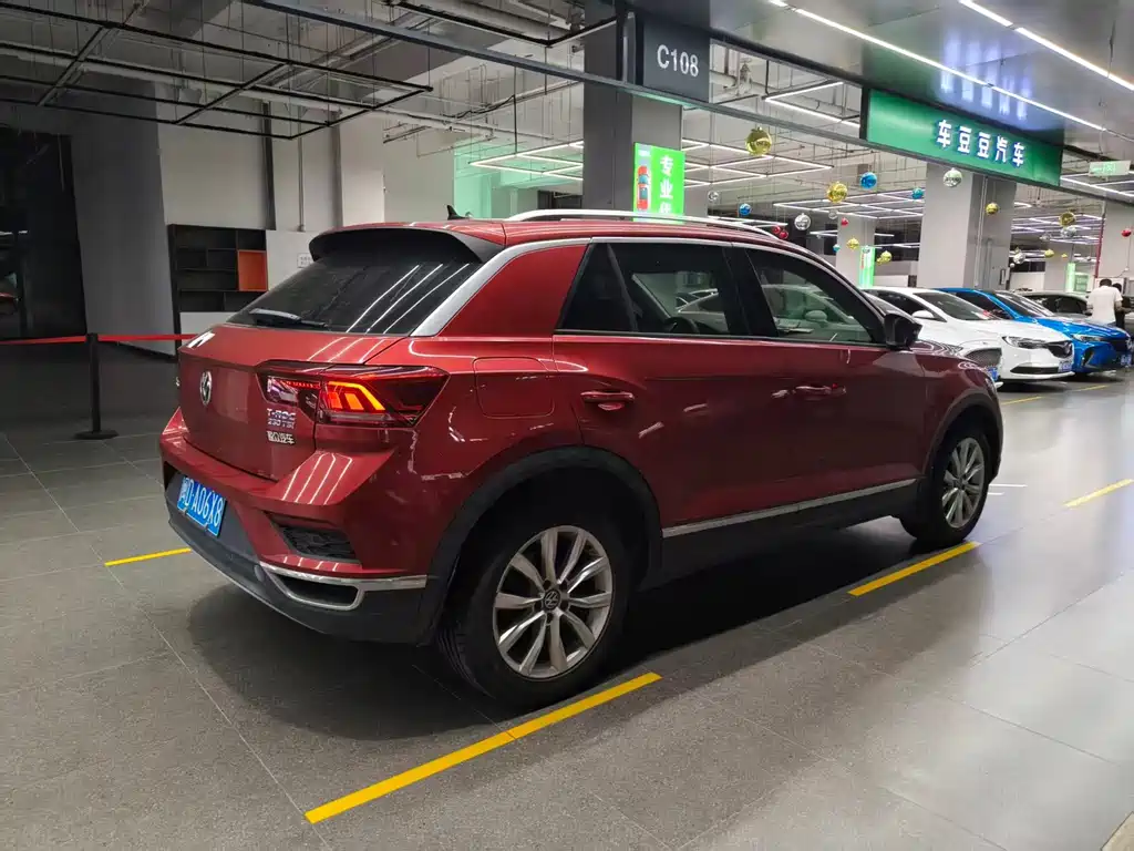 Volkswagen T-Roc 2019