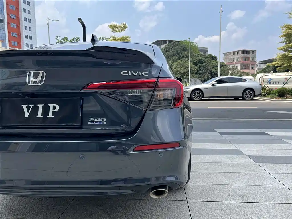 Honda Civic 2023 — фото 10