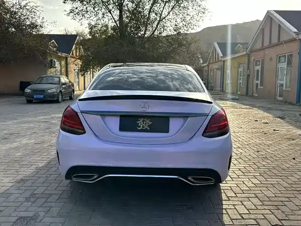 Mercedes-Benz C-Class 2019