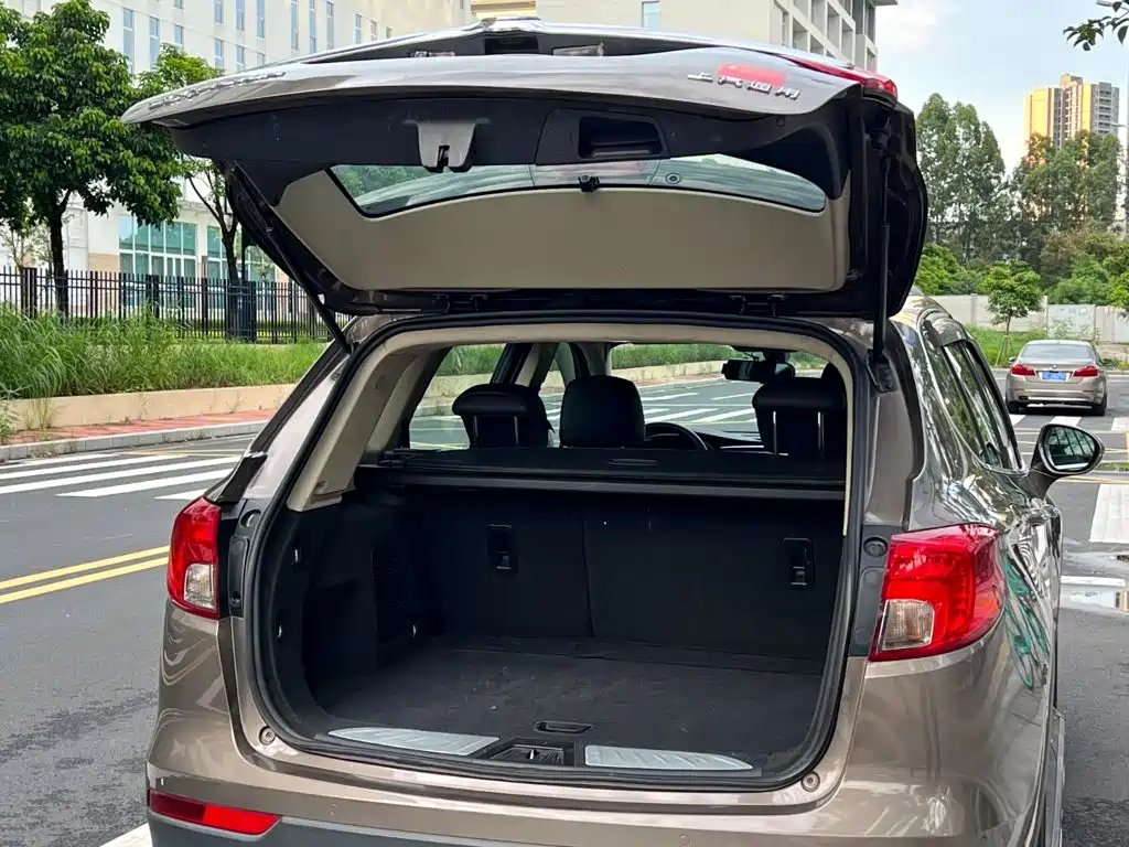 Buick Envision Plus 2016 — фото 28