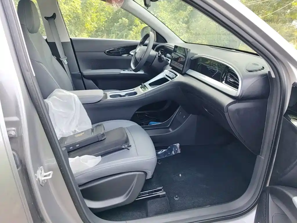 Geely Galaxy Starwish 2026 — фото 25