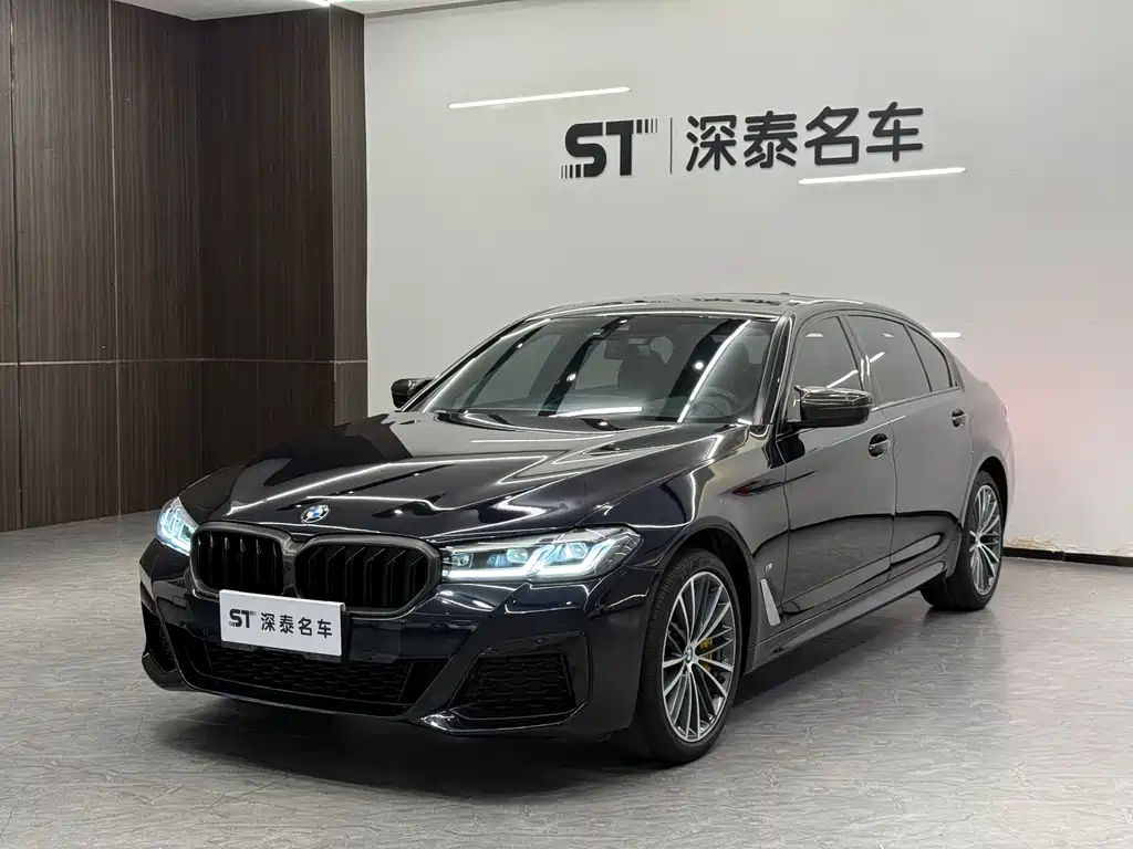 BMW 5 Series 2021 — фото 1
