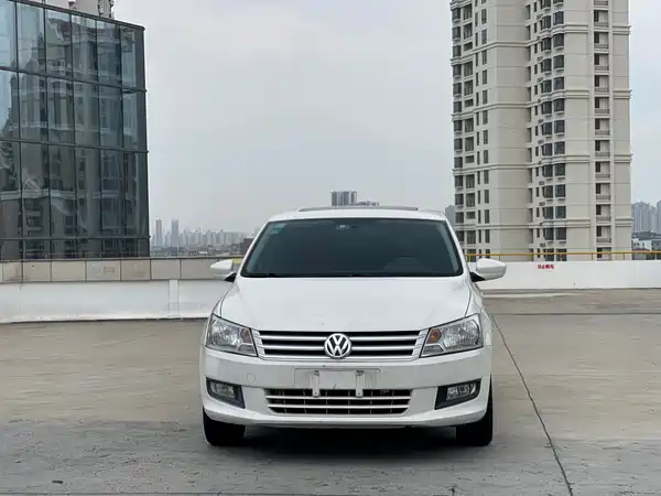Volkswagen Santana 2015