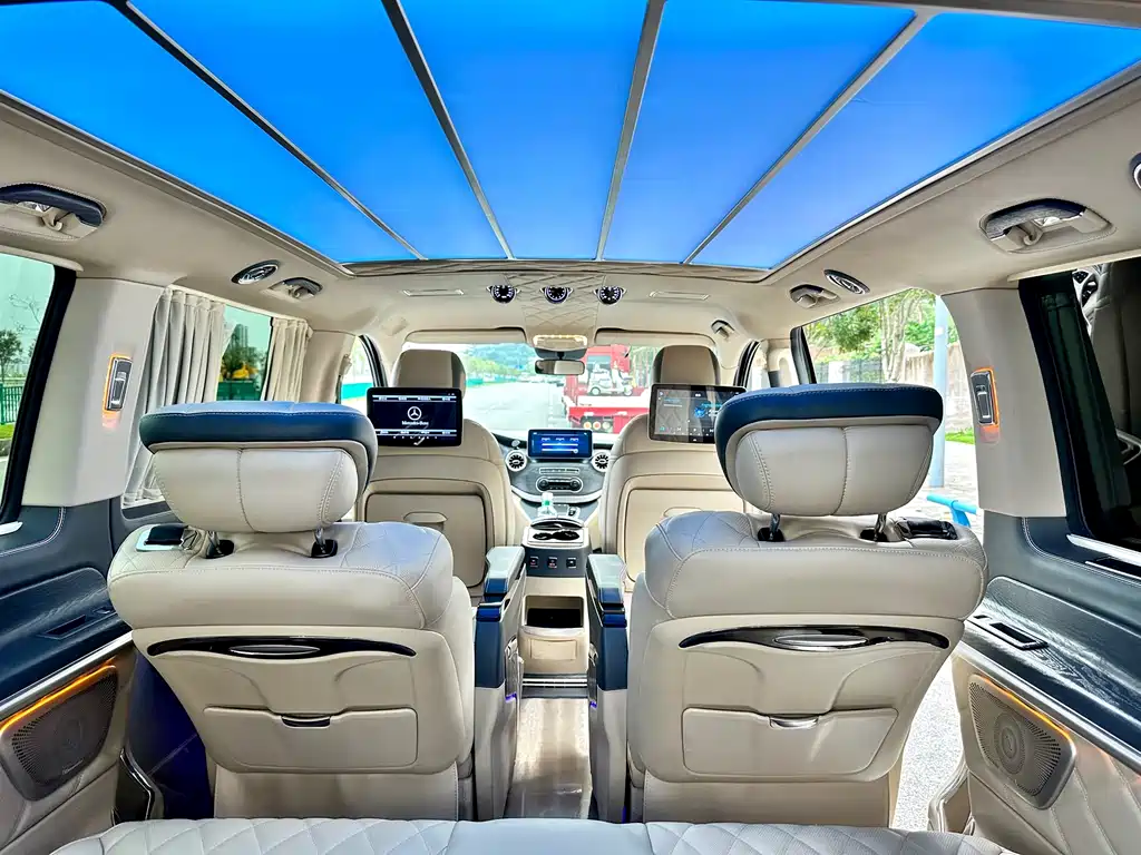Mercedes-Benz Vito 2022 — фото 35