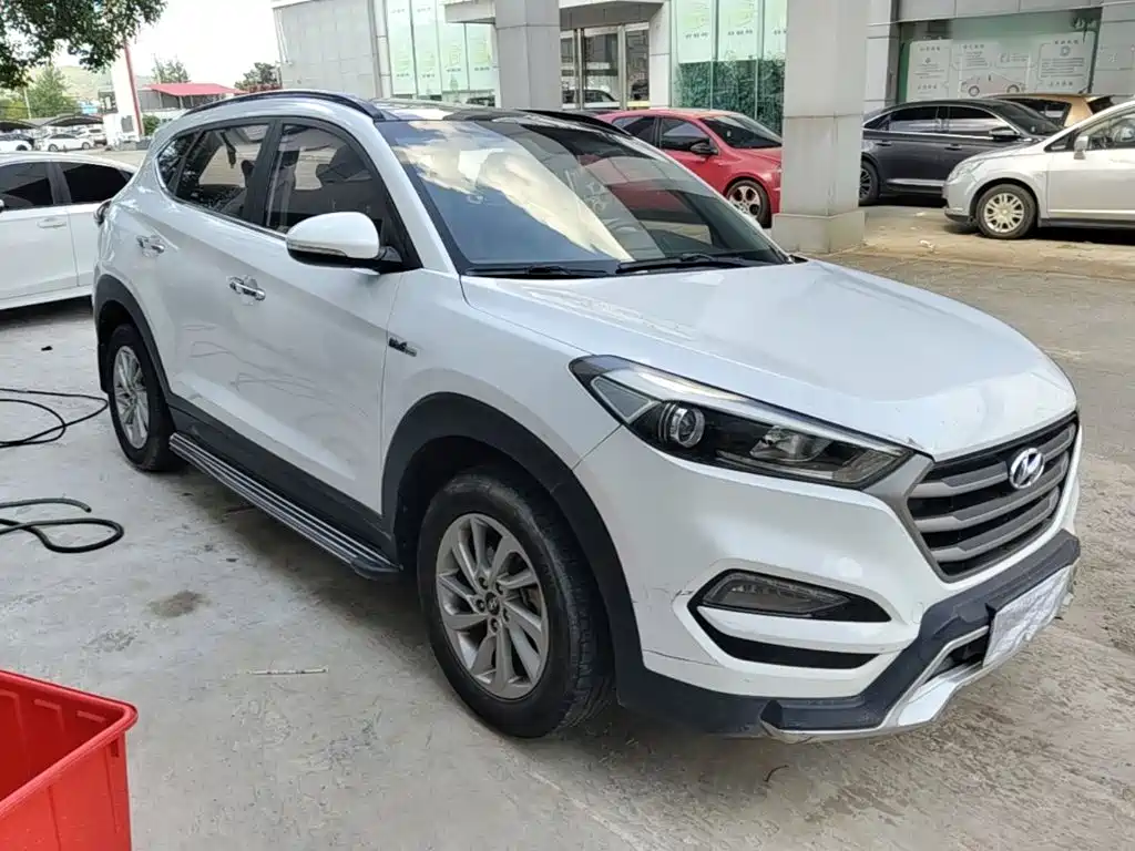 Hyundai Tucson 2017 — фото 4