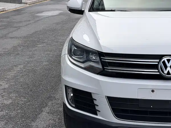 Volkswagen Tiguan 2015