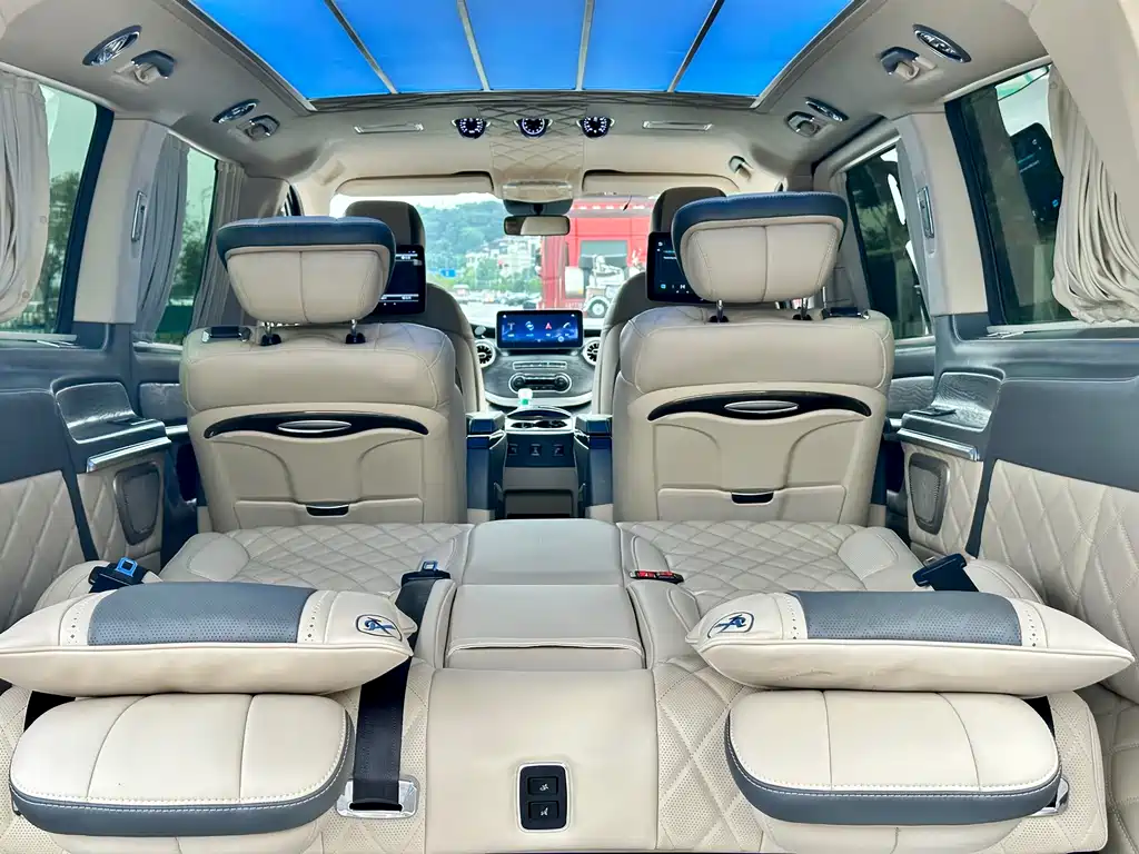 Mercedes-Benz Vito 2022 — фото 34