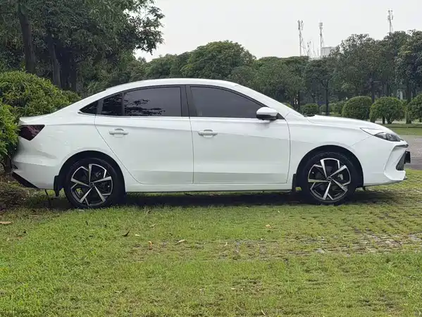 Roewe i5 2023