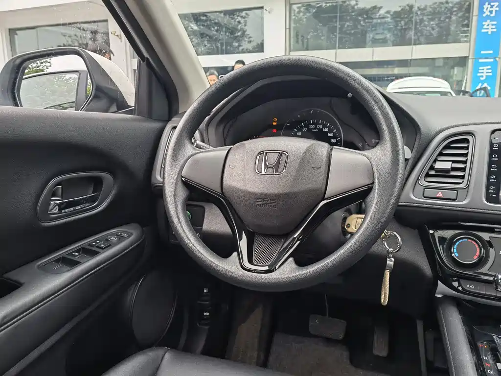 Honda Vezel 2020 — фото 10