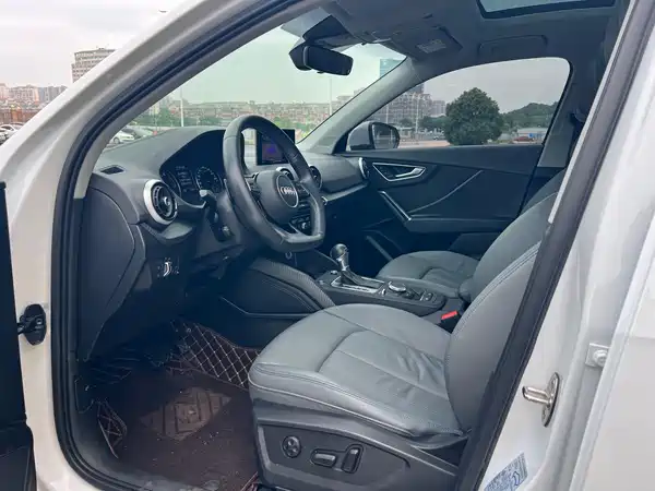 Audi Q2L 2022