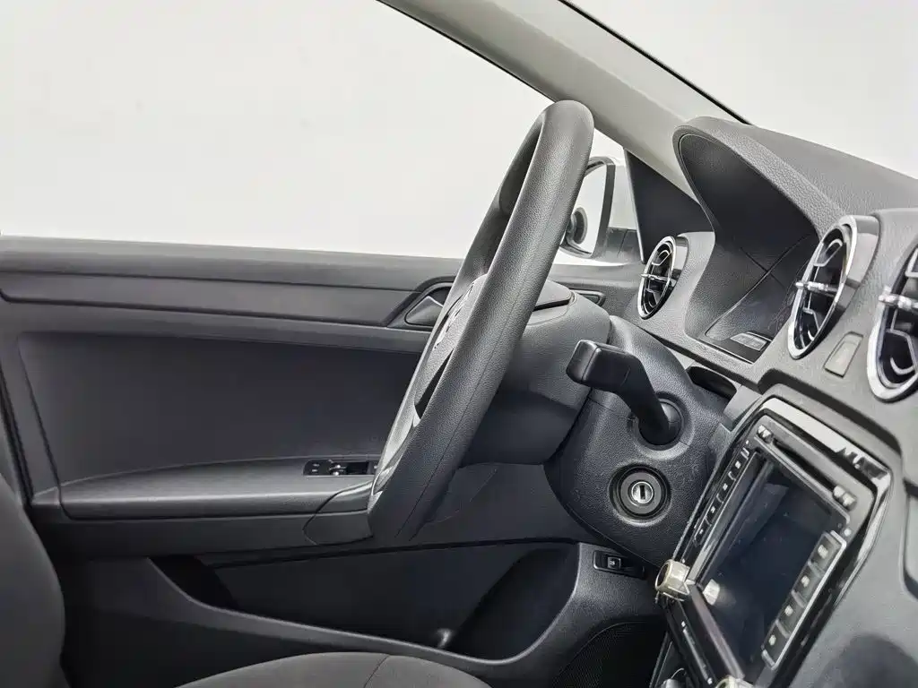 Volkswagen Jetta 2019 — фото 22