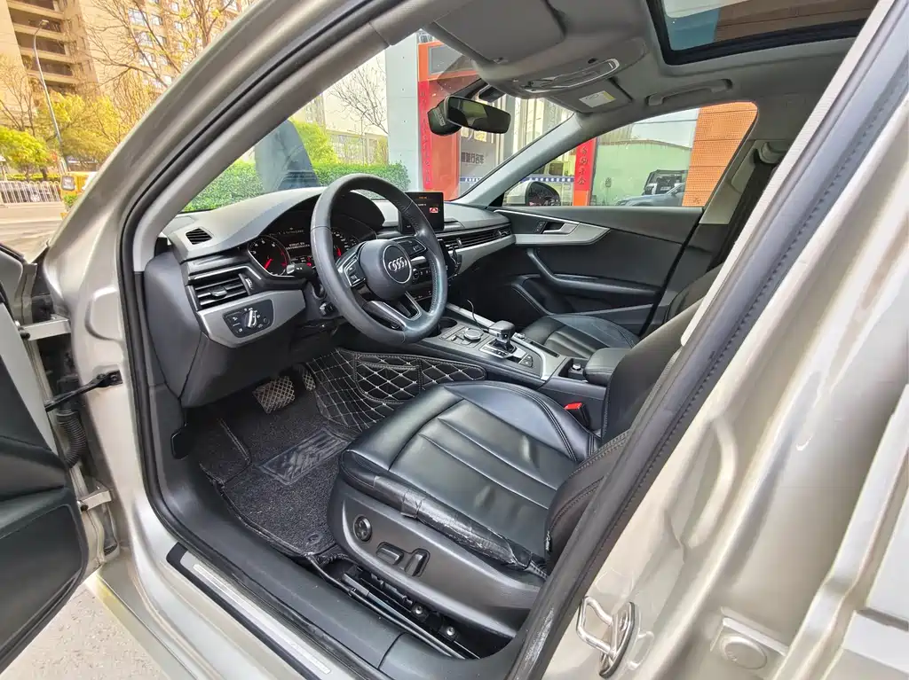 Audi A4L 2019