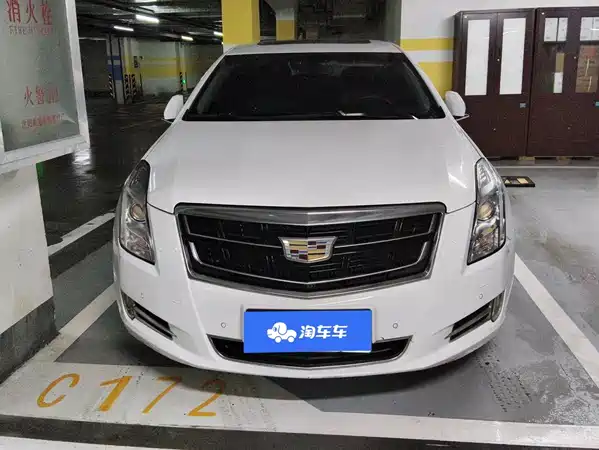 Cadillac XTS 2016