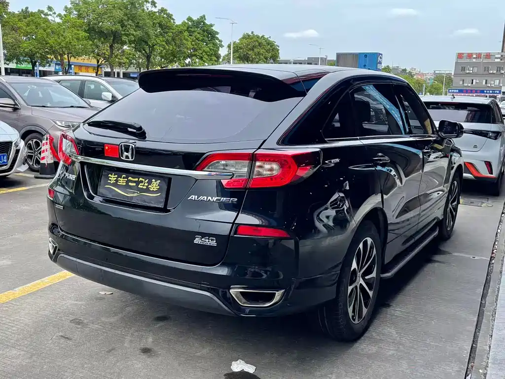 Honda Avancier 2017
