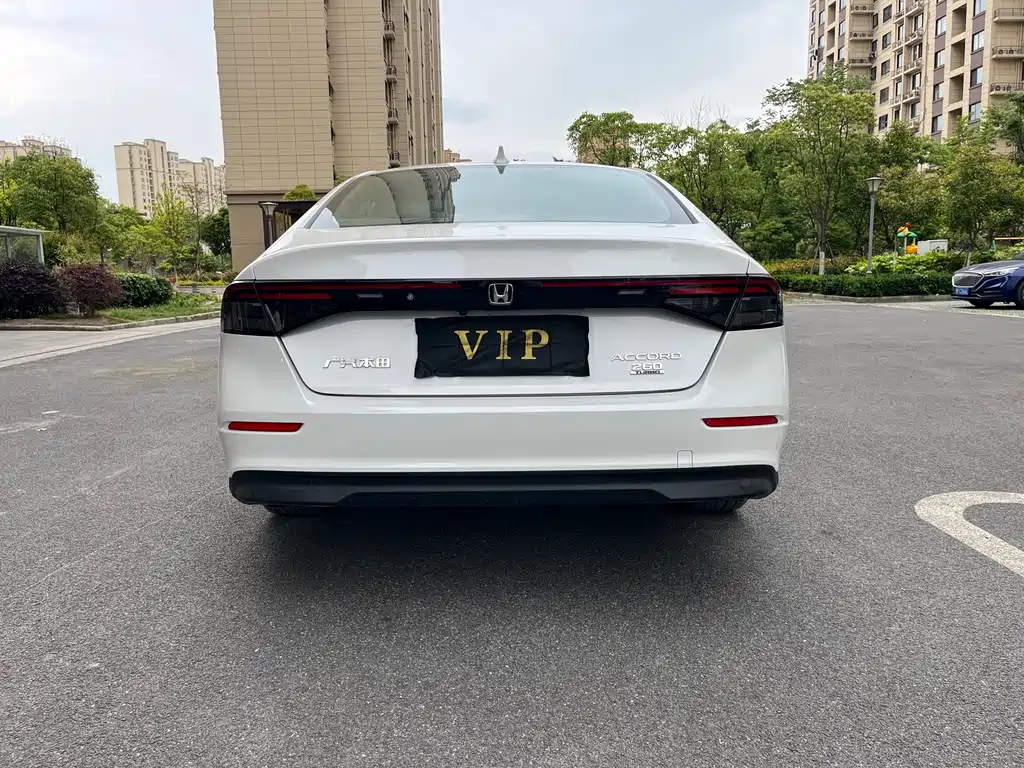 Honda Accord 2025 — фото 11