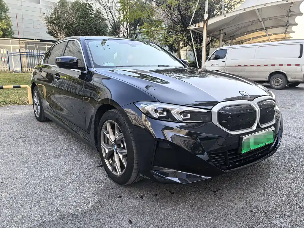 BMW i3 2023 — фото 3
