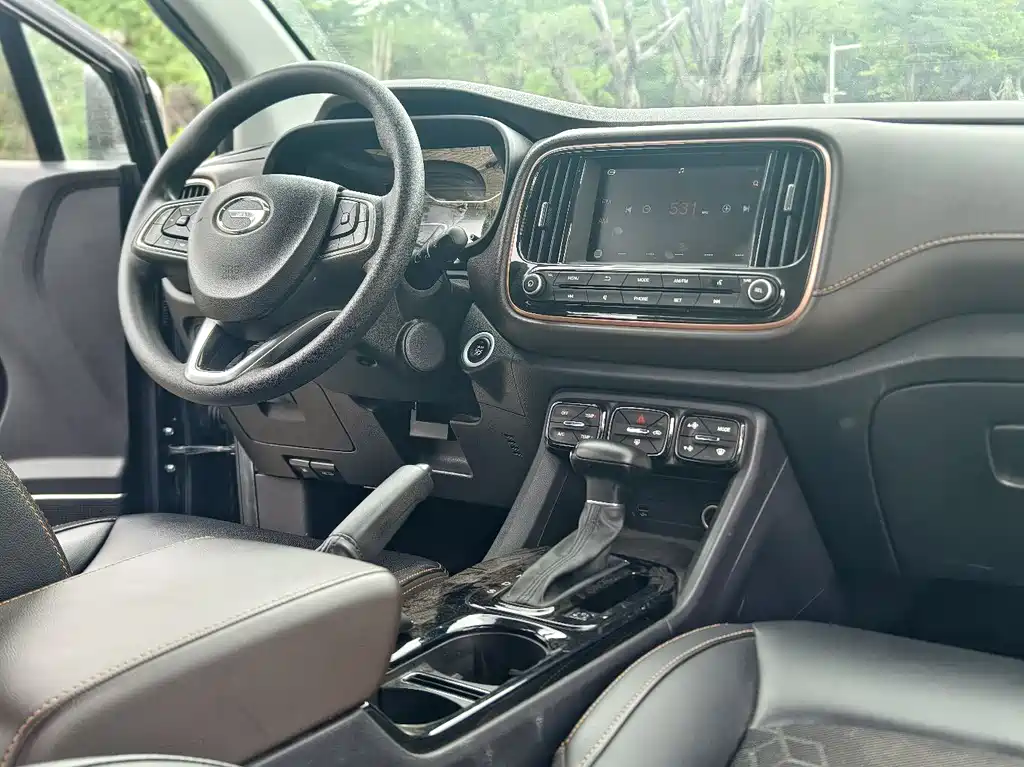 GAC Motor Trumpchi GS3 2018 — фото 13
