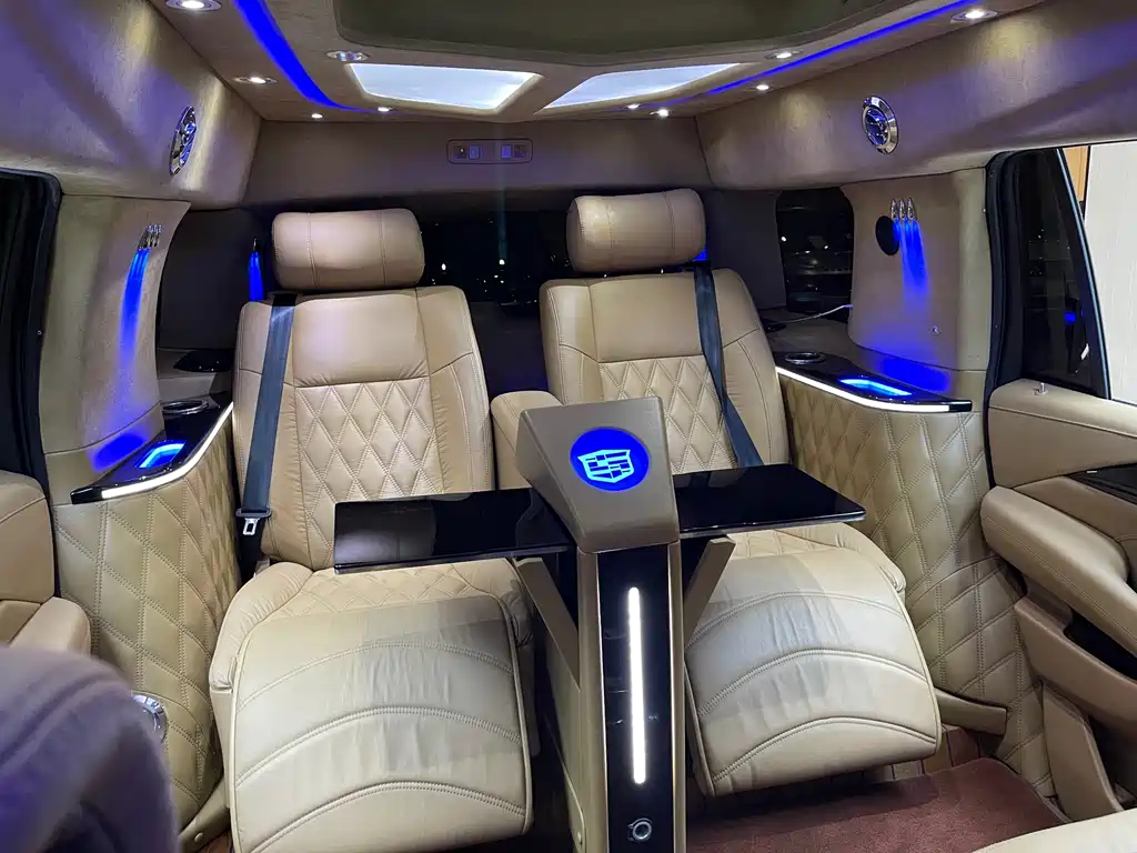 Cadillac Escalade 2016 — фото 15