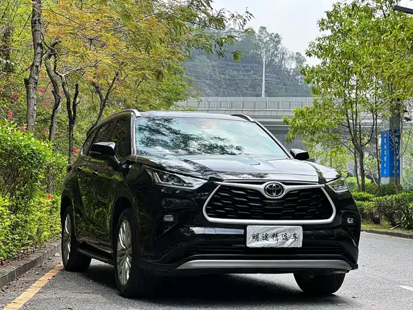 Toyota Highlander 2022
