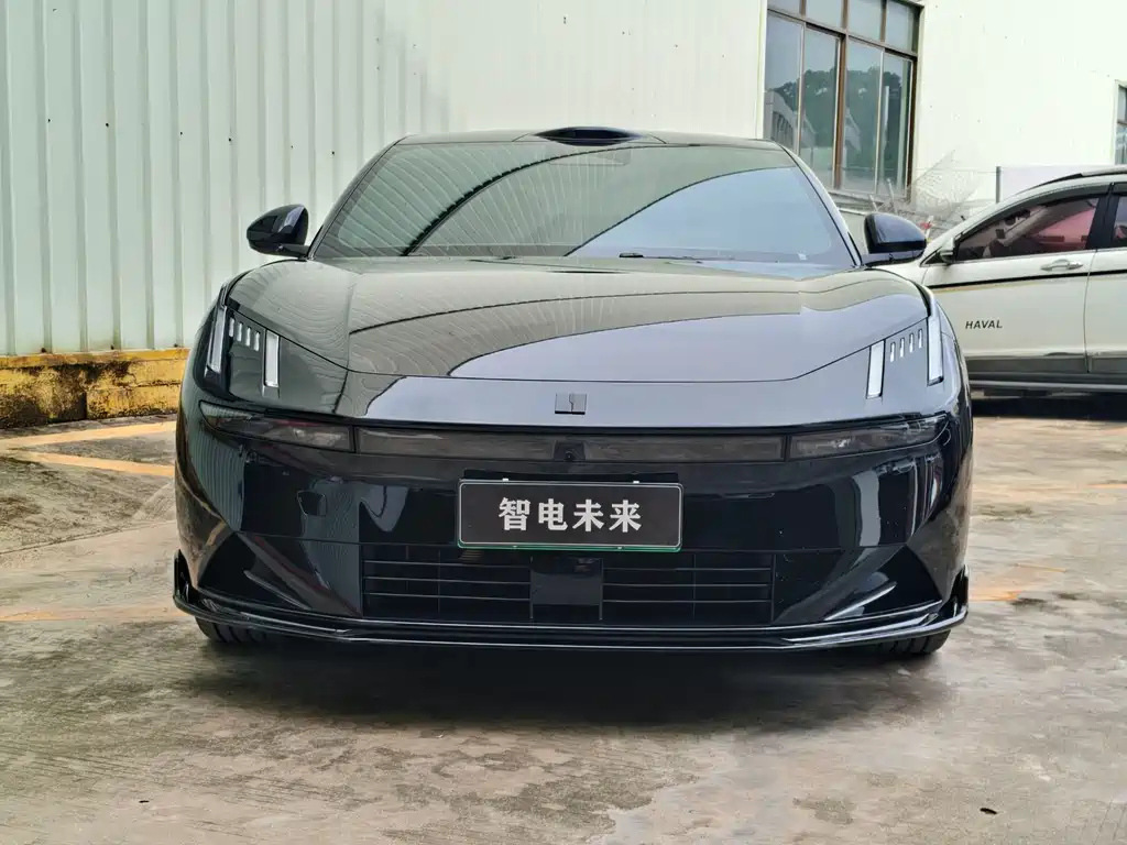 Lynk & Co 10 2025