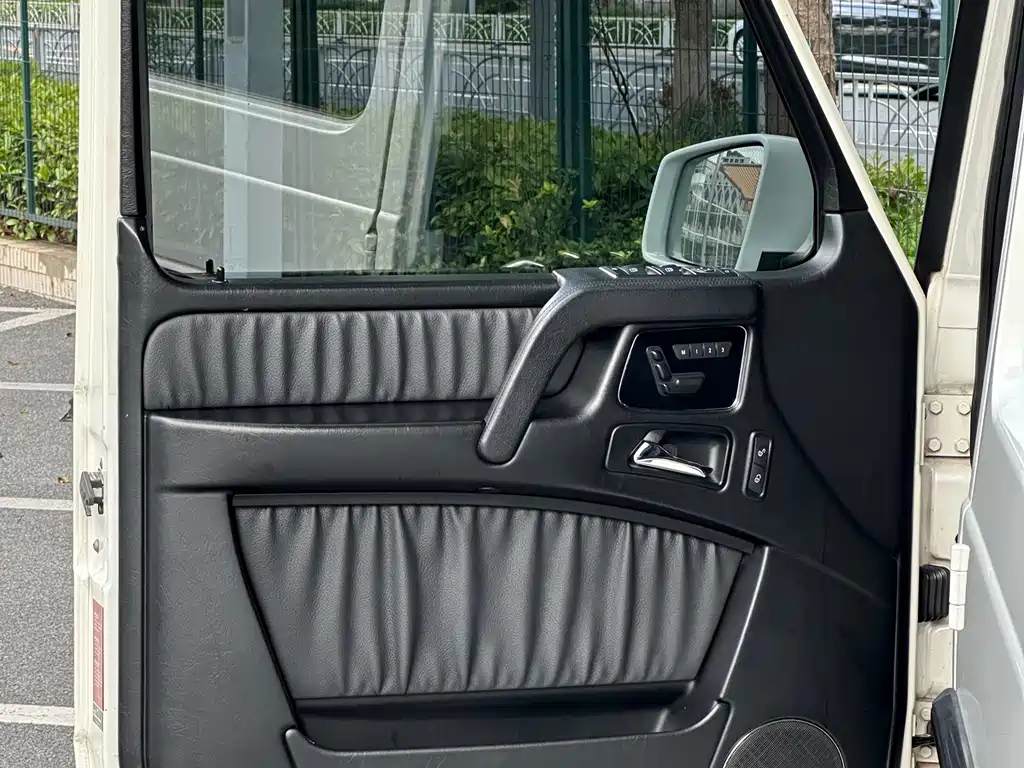 Mercedes-Benz G-Class AMG 2015 — фото 24