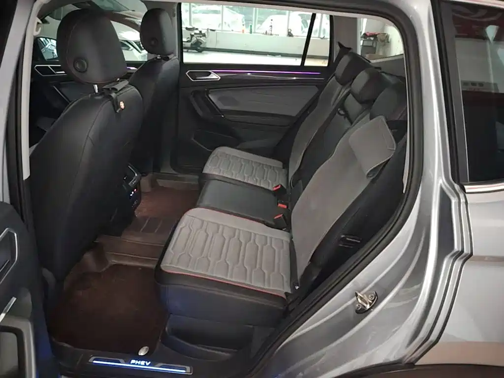 Volkswagen Tiguan L PHEV 2021 — фото 17