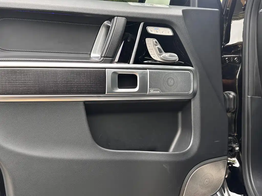 Mercedes-Benz G-Class 2022 — фото 17