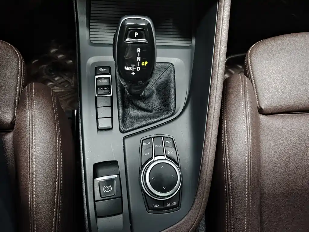 BMW X1 2022 — фото 15