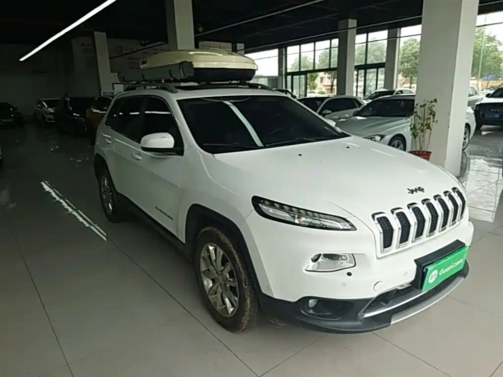 Jeep Cherokee 2016 — фото 4