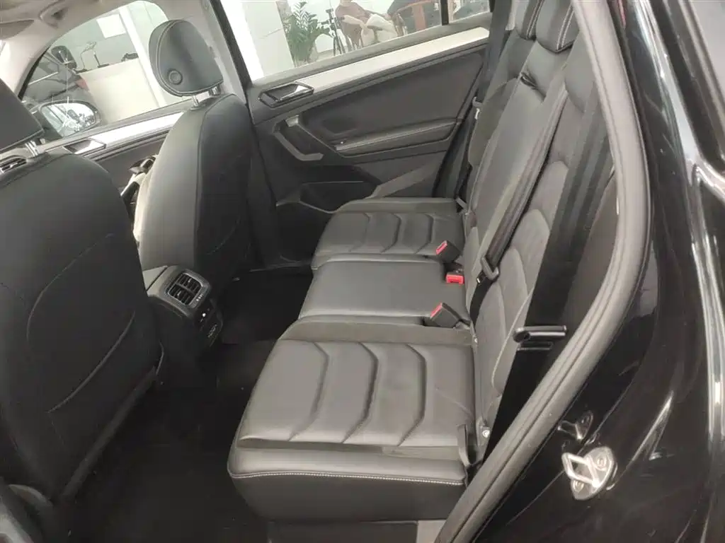 Volkswagen Tiguan L 2019 — фото 17