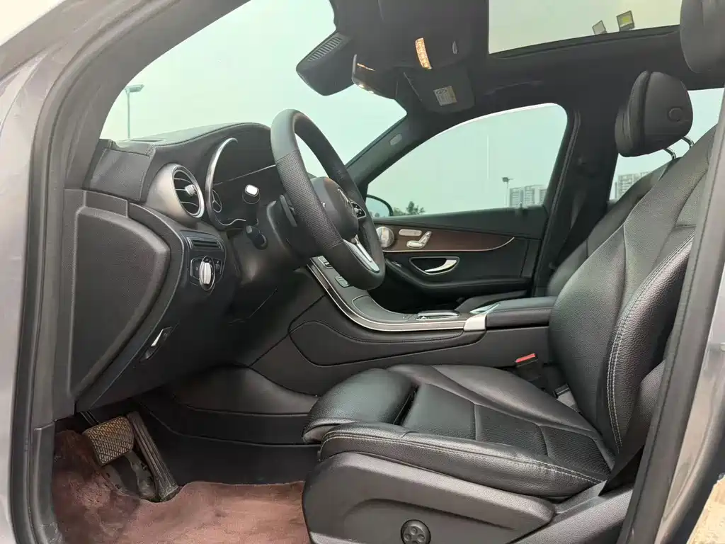 Mercedes-Benz GLC 2021