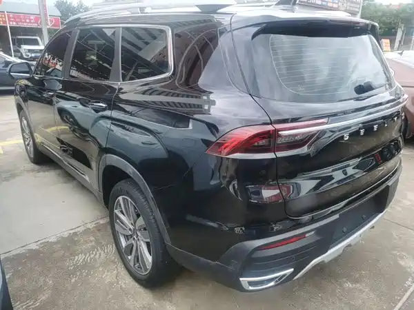 Geely Haoyue 2022